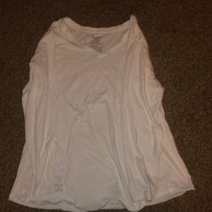 Long sleeve white tee